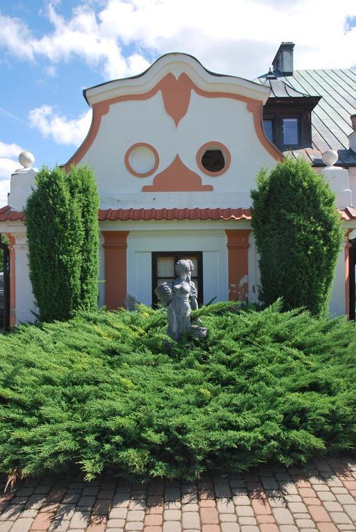 Palac W Czyzowie Szlacheckim Czyzow Szlachecki Екстериор снимка