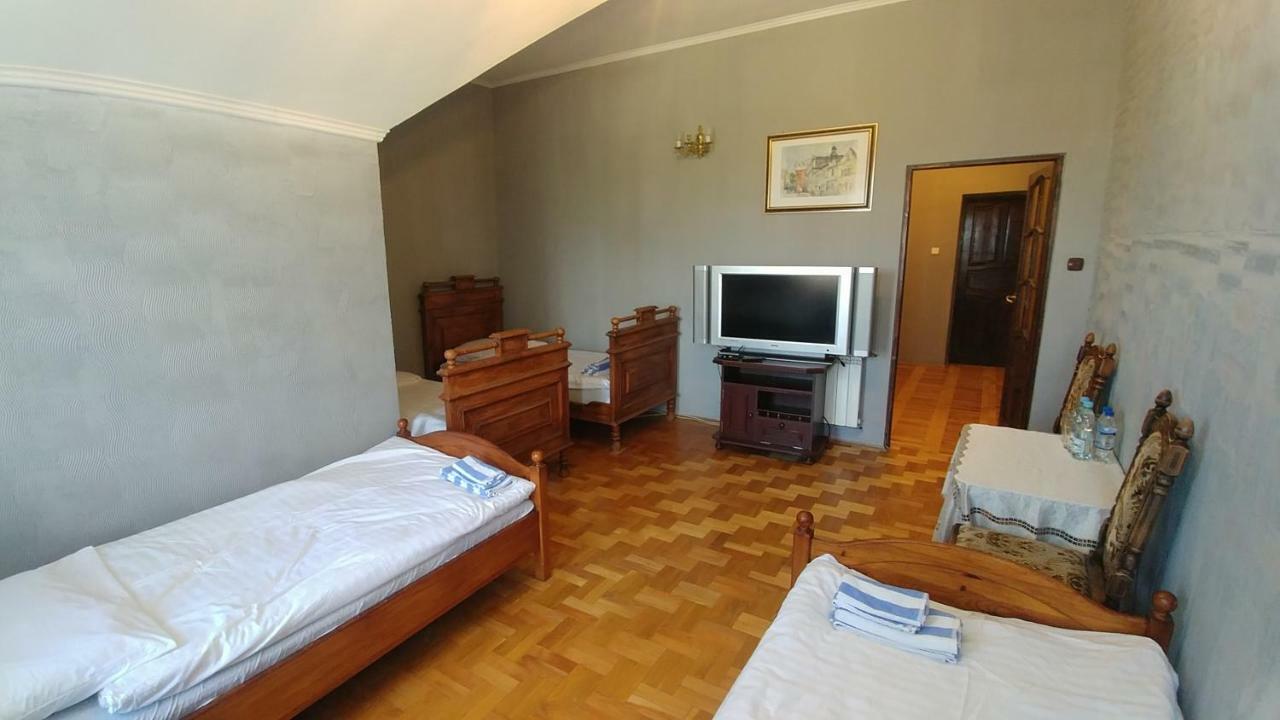 Palac W Czyzowie Szlacheckim Czyzow Szlachecki Екстериор снимка